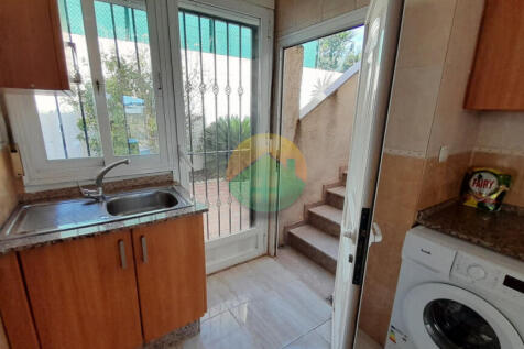 3 Bedroom Detached For Sale-MON24-17