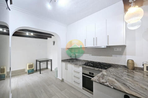 2 Bedroom Terraced For Sale-CLAC430-12