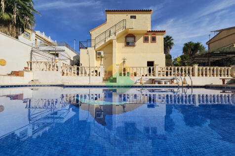 3 Bedroom Detached For Sale-NED624-3