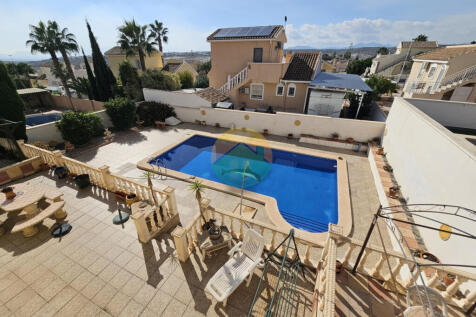 3 Bedroom Detached For Sale-NED624-5