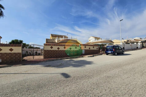 3 Bedroom Detached For Sale-NED624-8