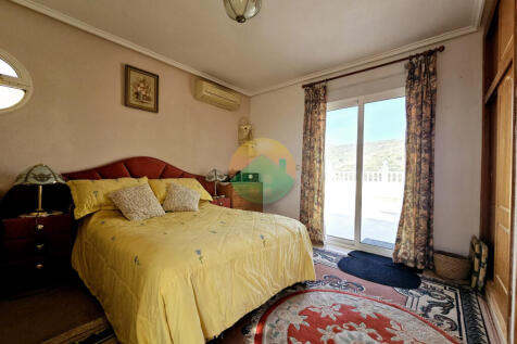 3 Bedroom Detached For Sale-NED624-22