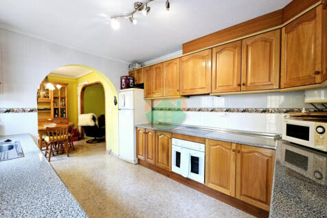 3 Bedroom Detached For sale-NED625-4