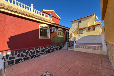 3 Bedroom Detached For sale-NED625-10