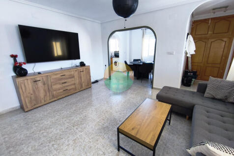 3 Bedroom Detached For Sale-NED623-3