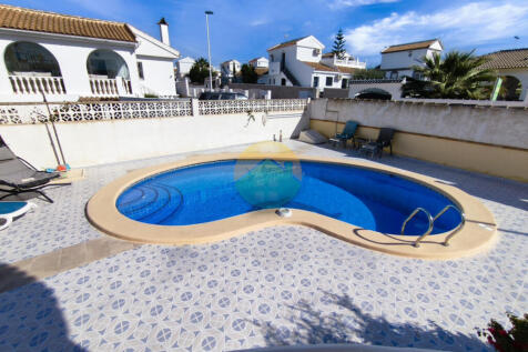 3 Bedroom Detached For Sale-NED623-4