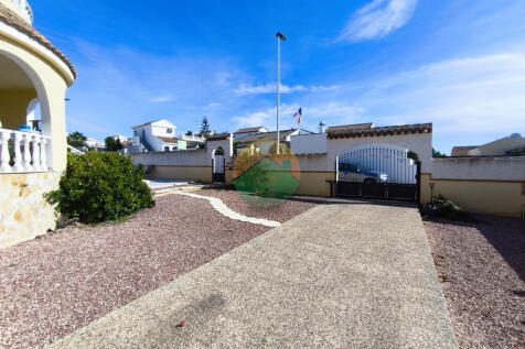 3 Bedroom Detached For Sale-NED623-7