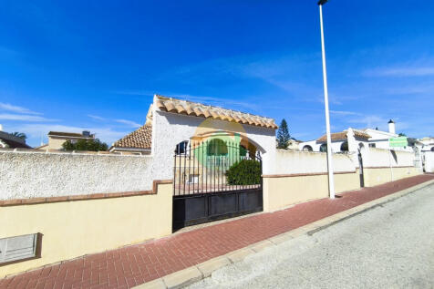 3 Bedroom Detached For Sale-NED623-8