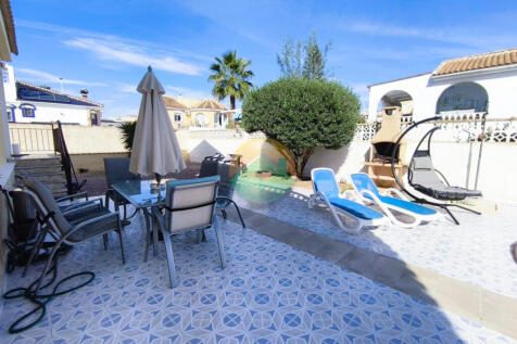 3 Bedroom Detached For Sale-NED623-11