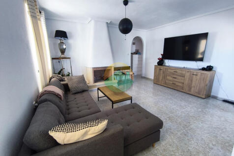 3 Bedroom Detached For Sale-NED623-12