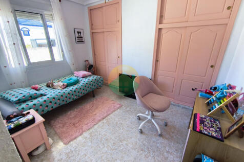 3 Bedroom Detached For Sale-NED623-17