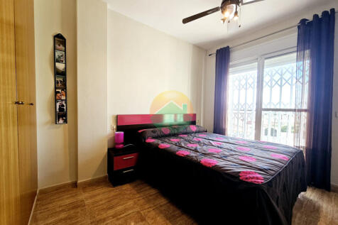 4 Bedroom Detached For Sale-BOL75-15