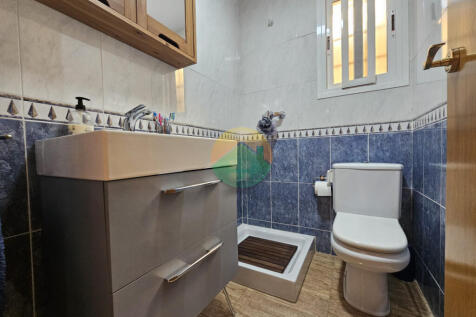 4 Bedroom Detached For Sale-BOL75-23