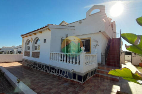 3 Bedroom Detached For Sale-ROD442-8