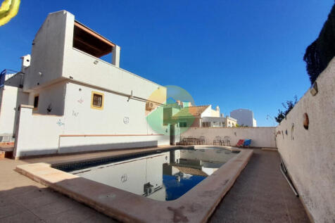 3 Bedroom Detached For Sale-ROD442-9