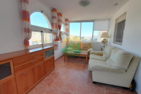 3 Bedroom Detached For Sale-ROD442-13