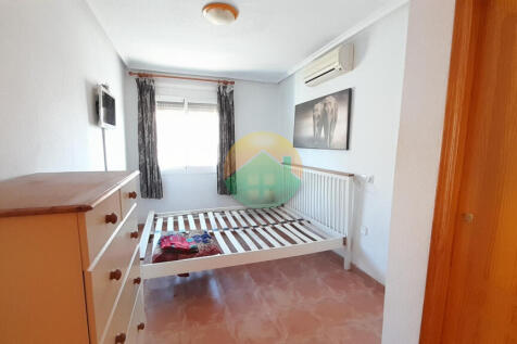 3 Bedroom Detached For Sale-ROD442-18