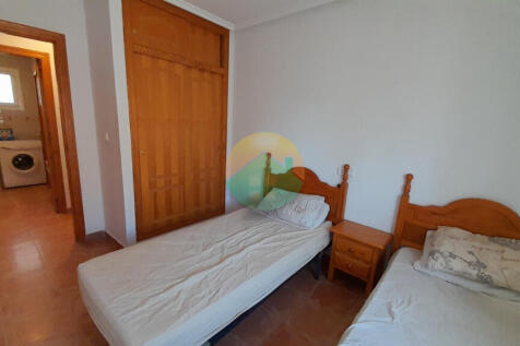 3 Bedroom Detached For Sale-ROD442-21