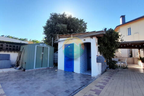 3 Bedroom Detached For Sale-ALHA15-15