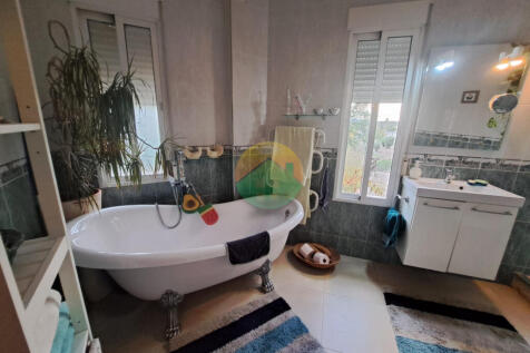 3 Bedroom Detached For Sale-ALHA15-21