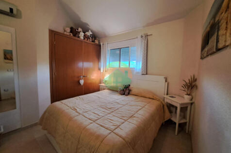 3 Bedroom Detached For Sale-ALHA15-22