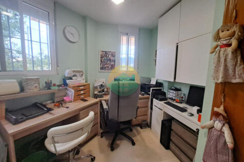 3 Bedroom Detached For Sale-ALHA15-24