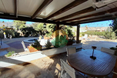 3 Bedroom Detached For Sale-ALHA15-26