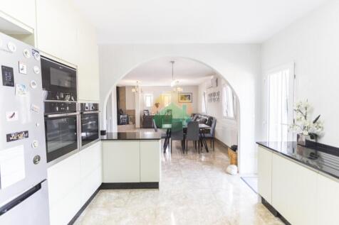5 Bedroom Country house for Sale-TAL05-14