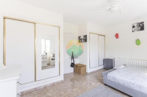 5 Bedroom Country house for Sale-TAL05-18
