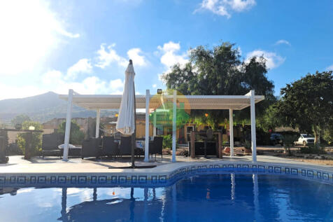 3 Bedroom Semi-Detached For Sale-PAL10-4