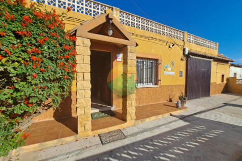 3 Bedroom Semi-Detached For Sale-PAL10-9