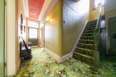 First floor landing