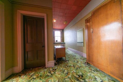 First floor landing