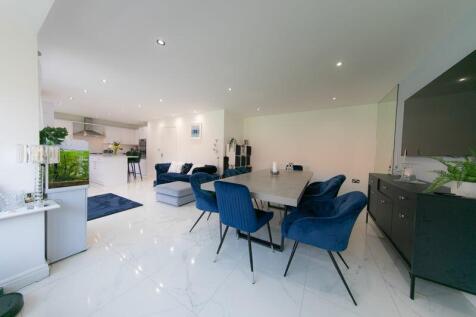 Open plan family room