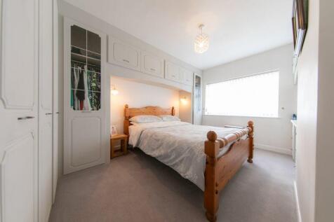 Ground floor bedroom 1