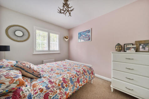 1361178-12-68de7d...