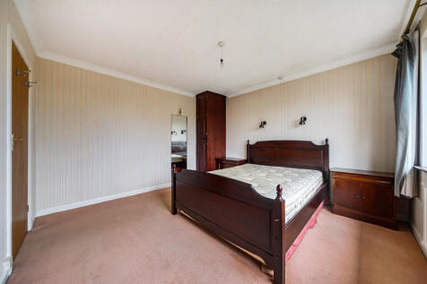 1375544-16-690b3f...