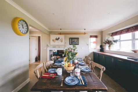 050-WoodCottage.jpg