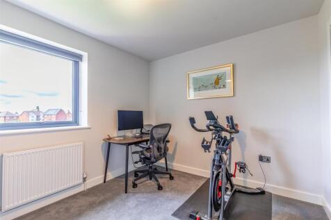 Bedroom 4.jpg