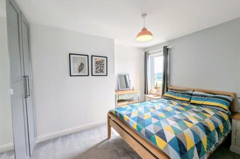 bed 1 (1).jpg