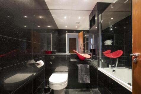 Consort Rise House 203 - bat2_lge