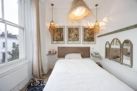 Bedroom (1)