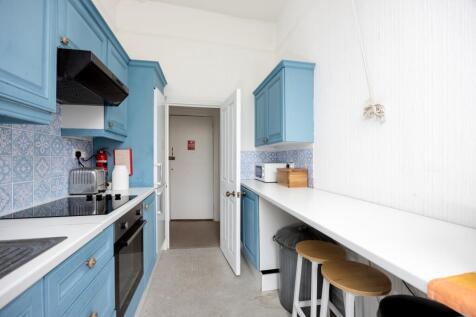 Kitchen (2)