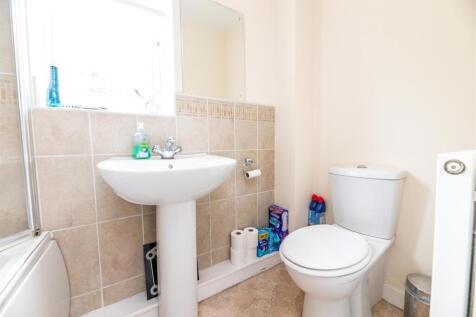 38 Hollands Way (7 of 19).jpg