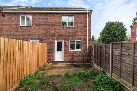 38 Hollands Way (4 of 19).jpg