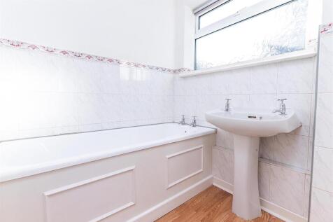 16 Conway Drive, Shepshed (18 of 28).jpg