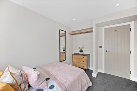 12 Wyvelle Crescent Ground Floor Rear Bedroom 3.jp