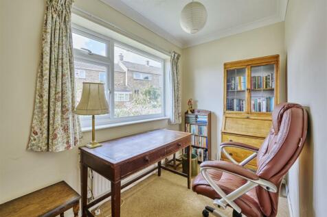 11 Danford Close Oundle-12.jpg