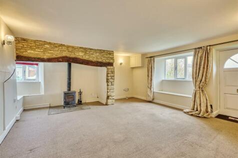 32 High Street Islip-9.jpg