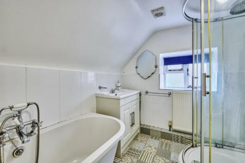 32 High Street Islip-11.jpg